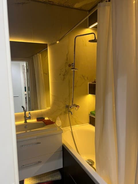 2 комн., 45 м², Монолитно-каркасный, Радиоцентр 5