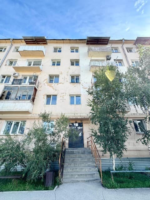 3 комн., Блочный, Площадь Победы 12