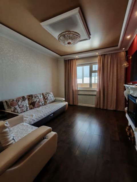 3 комн., 72 м², Блочный, Рынок Столичный 2