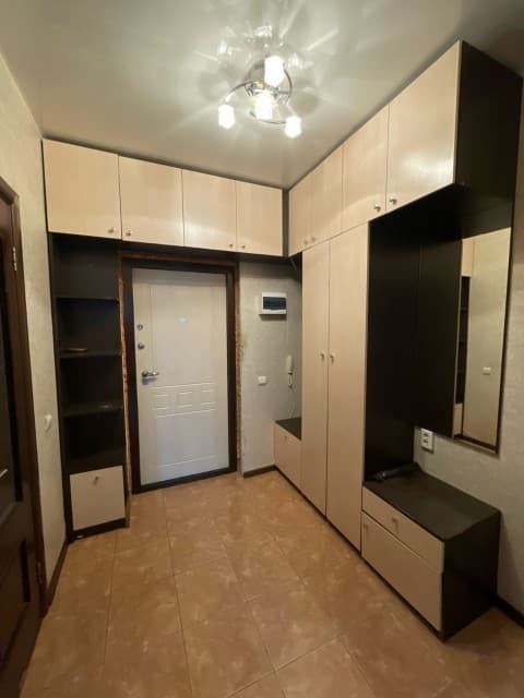 1 комн., 42 м², Монолитно-каркасный, Апельсин 2