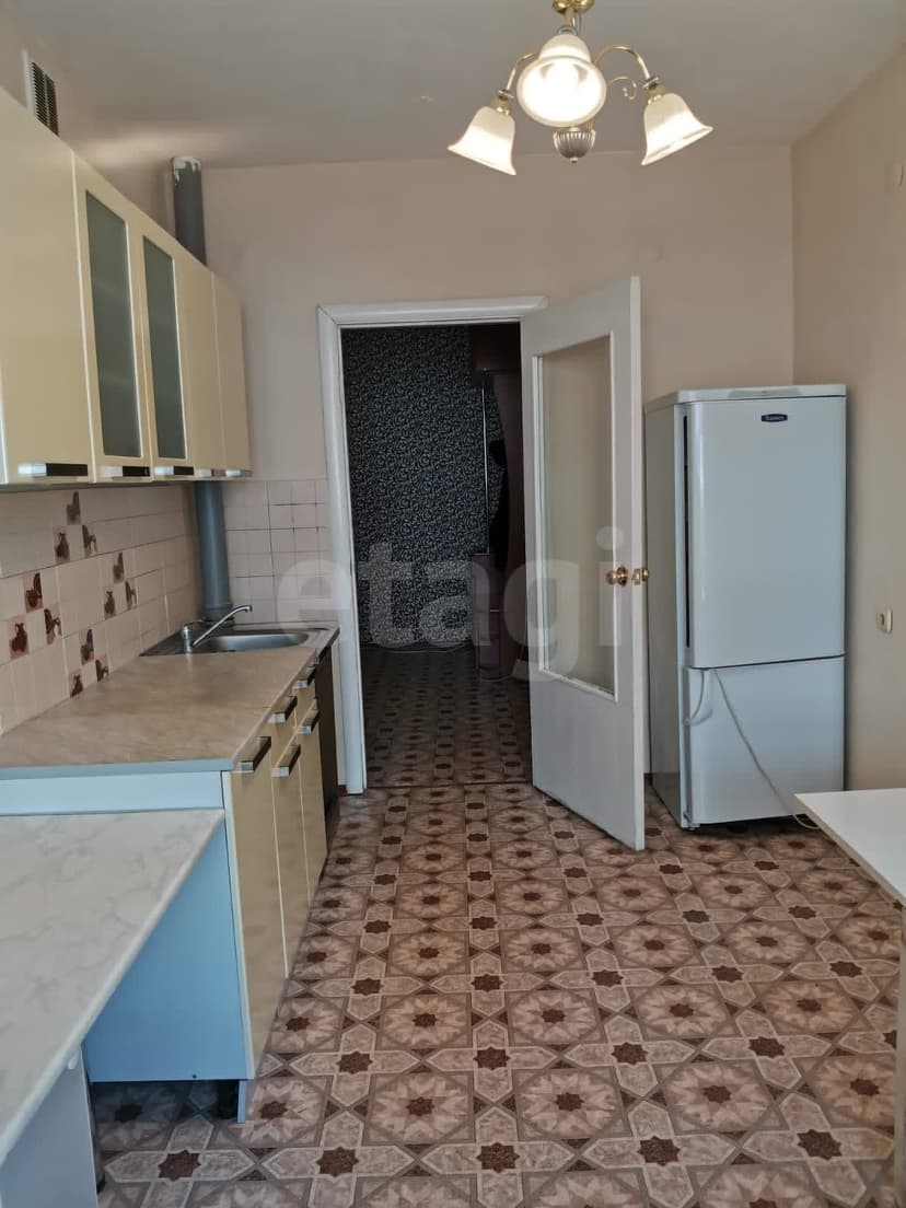 1 комн., 43 м², Инд. планировка 4