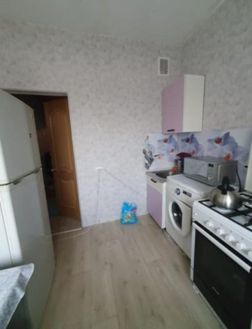 1 комн., 32 м², Блочный, Авиапорт 4