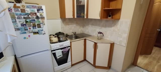 2 комн., 49 м², Хрущевка, Площадь Победы 3