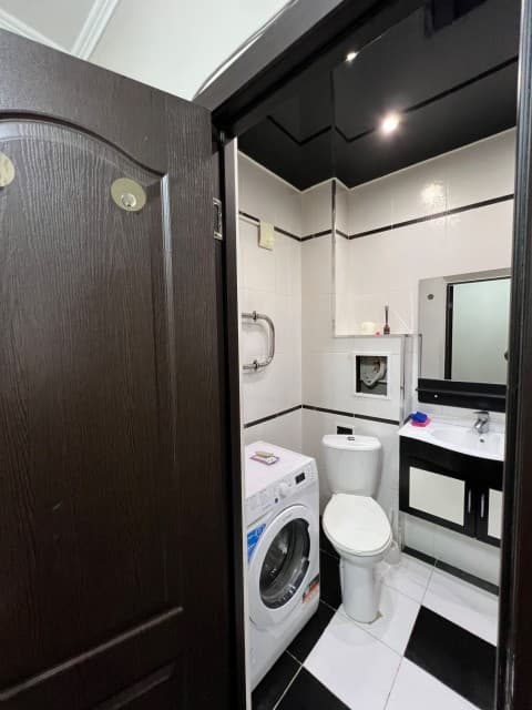 1 комн., 40 м², Монолитно-каркасный, Сайсары 8