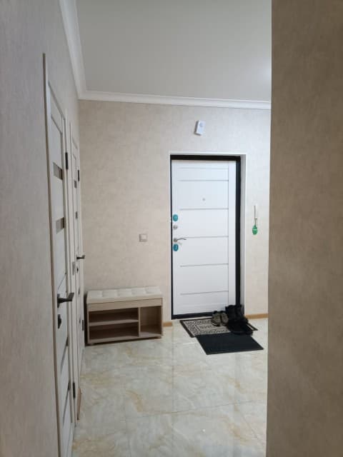 1 комн., 53 м², Монолитно-каркасный, Крестьянский рынок, стадион "Туймаада" 2