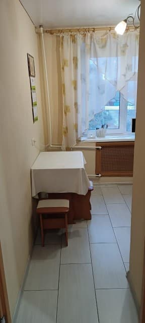 2 комн., 49 м², Хрущевка, Площадь Победы 4