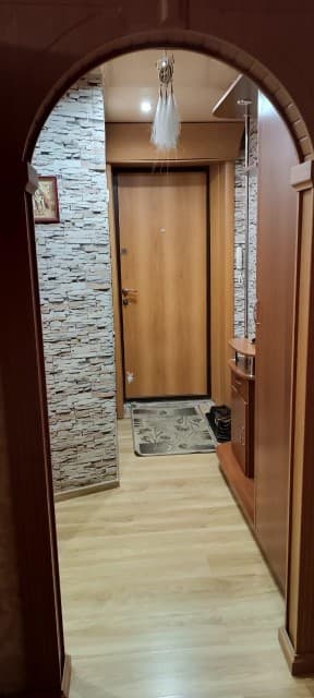 2 комн., 49 м², Хрущевка, Площадь Победы 7