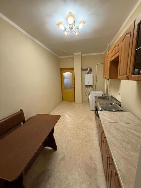 1 комн., 41 м², Блочный, Ильинка 8