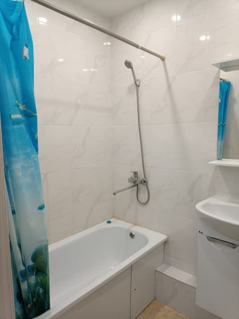 1 комн., 53 м², Монолитно-каркасный, Крестьянский рынок, стадион "Туймаада" 12