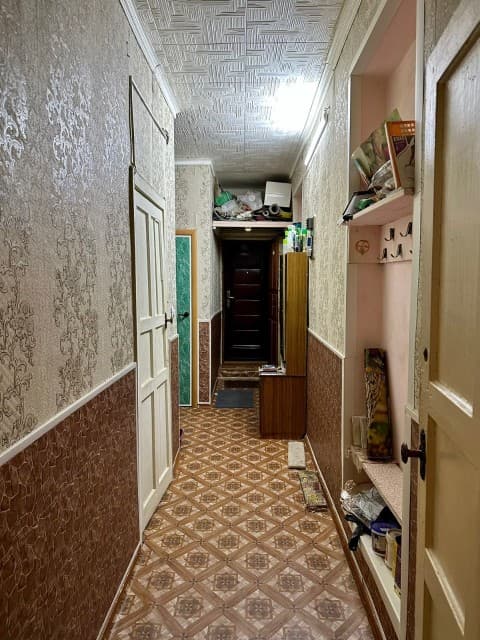 3 комн., 62 м², Сталинка, Студгородок 11