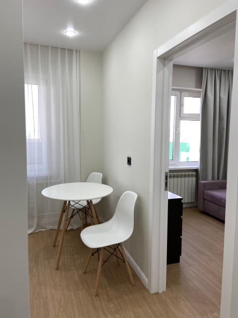 1 комн., 33 м², Инд. планировка, Площадь Победы 4