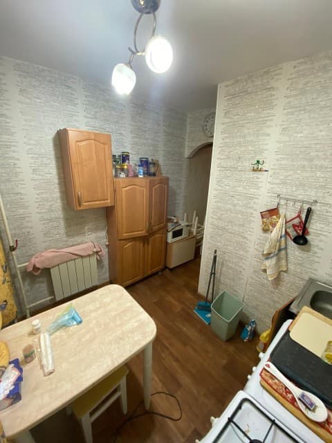 3 комн., 57 м², Блочный, Центр - район пл. Орджоникидзе 8