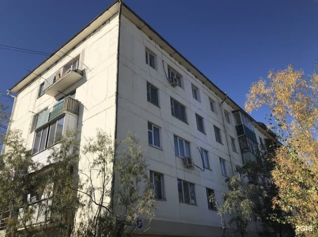 3 комн., 57 м², Блочный, Центр - район пл. Орджоникидзе 5