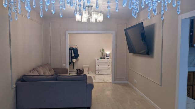 Больше 4 комн., 121 м², Инд. планировка, Областная больница, рынок "Манньыаттаах" 11