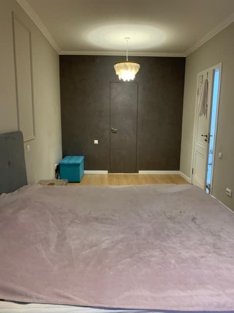 Больше 4 комн., 121 м², Инд. планировка, Областная больница, рынок "Манньыаттаах" 15