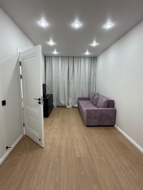 1 комн., 33 м², Инд. планировка, Площадь Победы