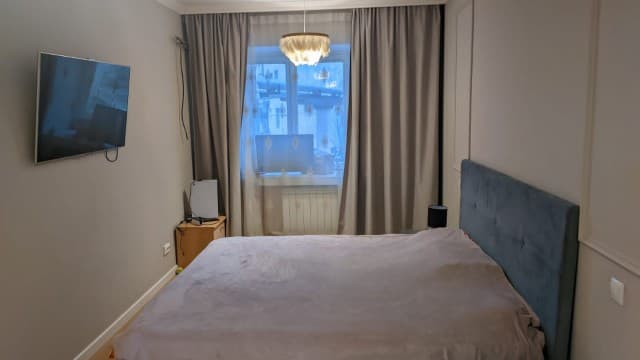 Больше 4 комн., 121 м², Инд. планировка, Областная больница, рынок "Манньыаттаах" 14