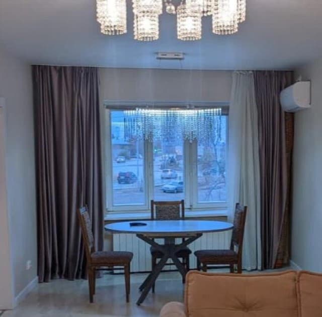 Больше 4 комн., 121 м², Инд. планировка, Областная больница, рынок "Манньыаттаах" 7