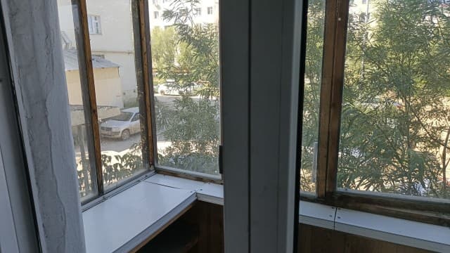 3 комн., 57 м², Блочный, Центр - район пл. Орджоникидзе 3
