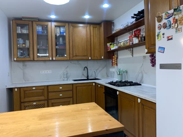 Больше 4 комн., 121 м², Инд. планировка, Областная больница, рынок "Манньыаттаах" 4