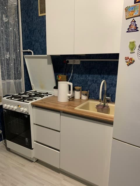 1 комн., 35 м², Блочный, Студгородок 2