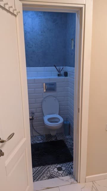 Больше 4 комн., 121 м², Инд. планировка, Областная больница, рынок "Манньыаттаах" 13