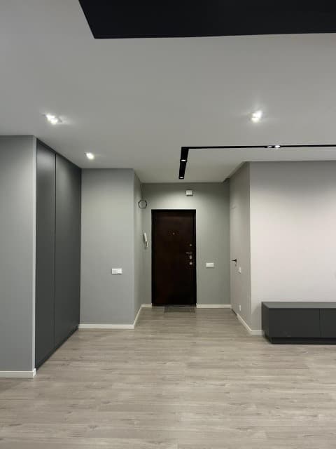 4 комн., 100 м², Монолитно-каркасный, Дом быта 7