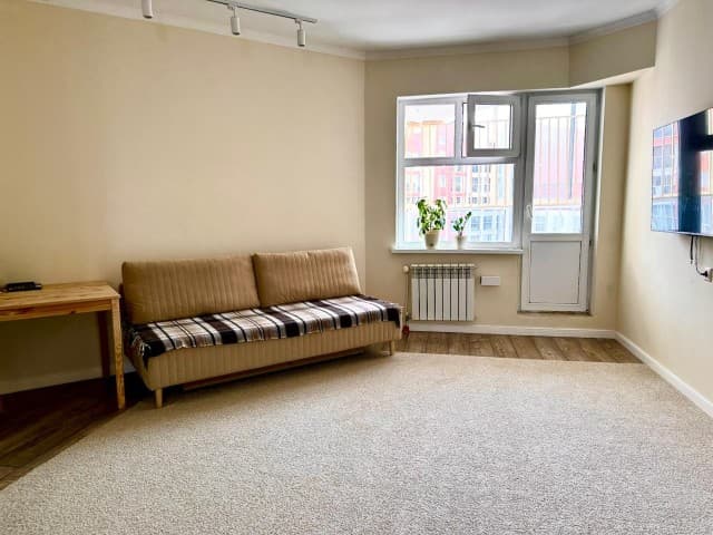 2 комн., 57 м², Инд. планировка, 203 мкрн. 8