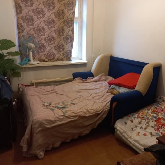 4 комн., 73 м², КПД, Крытый рынок 4