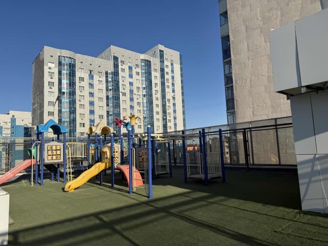 3 комн., 83 м², Монолитно-каркасный, Кинотеатр Лена 15