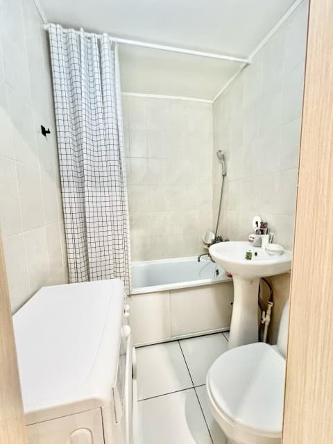 1 комн., 31 м², Блочный, Авиапорт 5