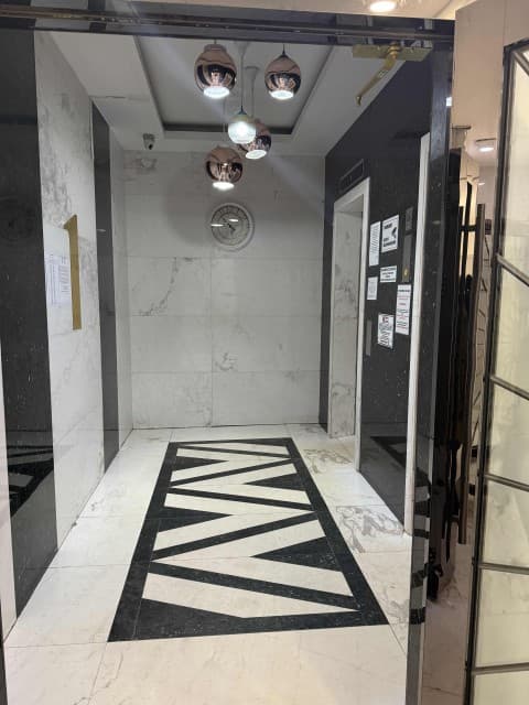 3 комн., 83 м², Монолитно-каркасный, Кинотеатр Лена 12