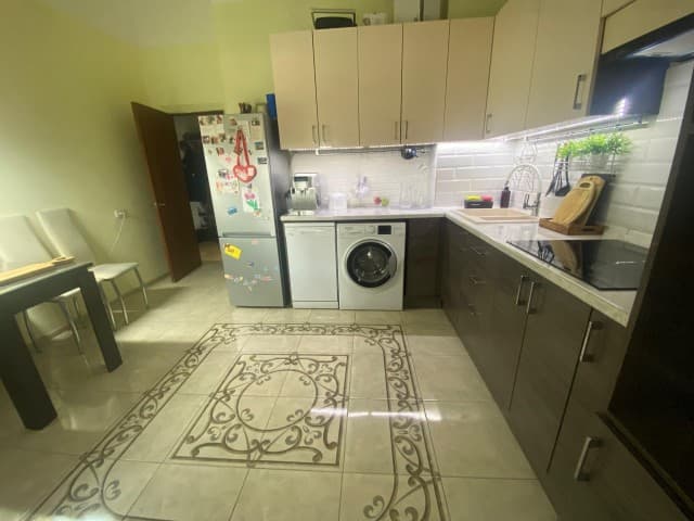 2 комн., 60 м², Каркасно-щитовой, 16 квартал 3