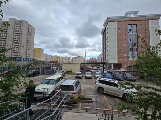 2 комн., 44 м², Монолитно-каркасный, Крестьянский рынок, стадион "Туймаада" 13