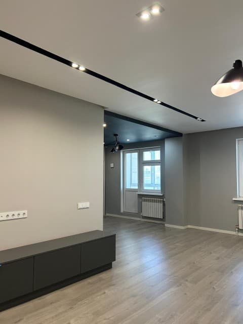 4 комн., 100 м², Монолитно-каркасный, Дом быта 8