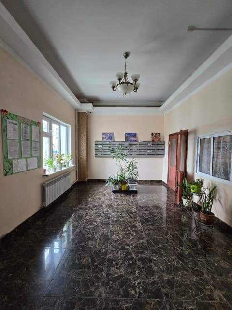 2 комн., 44 м², Монолитно-каркасный, Крестьянский рынок, стадион "Туймаада" 11