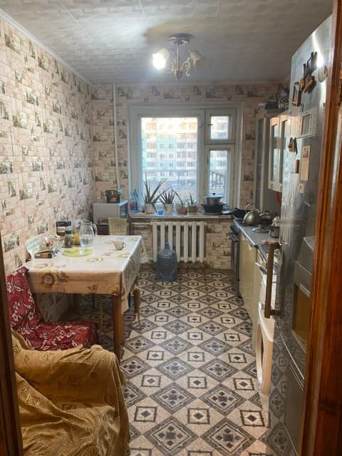 4 комн., 73 м², КПД, Крытый рынок 5