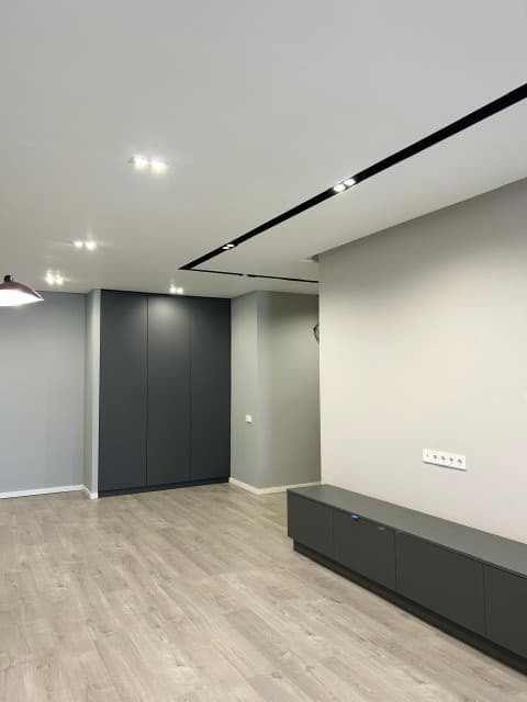 4 комн., 100 м², Монолитно-каркасный, Дом быта