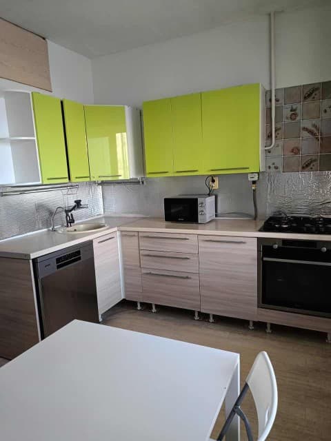 3 комн., 71 м², 112 серия, Глазная больница 3