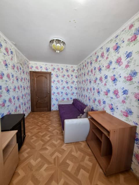 2 комн., 50 м², КПД, 202 мкрн. 12