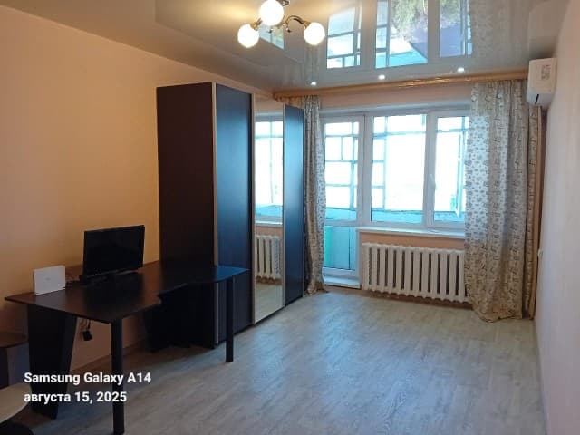 1 комн., 35 м², Блочный, Центр - район пл. Орджоникидзе 4
