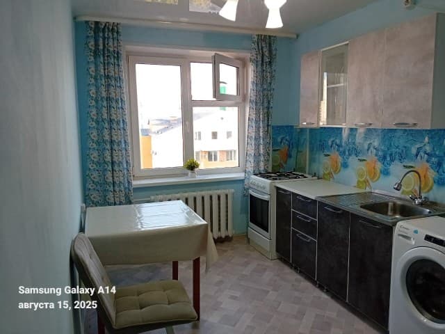 1 комн., 35 м², Блочный, Центр - район пл. Орджоникидзе