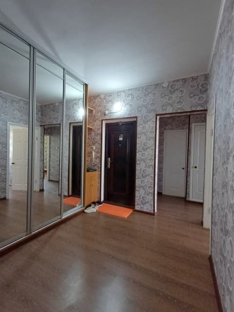 3 комн., 112 серия, Сахацирк 5