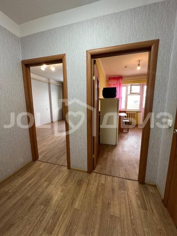 1 комн., 38 м², Инд. планировка, Рынок Столичный 6