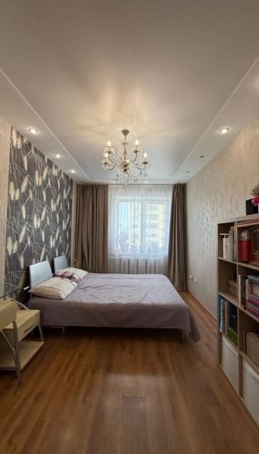 3 комн., 72 м², Монолитно-каркасный, Площадь Победы 7