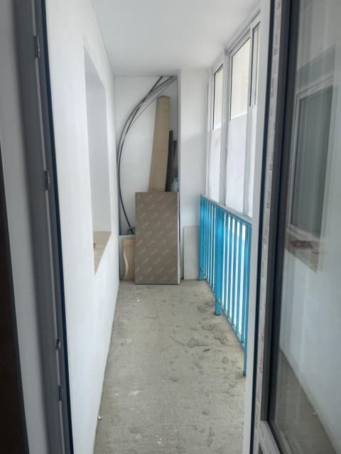 2 комн., 52 м², Монолитно-каркасный, Областная больница, рынок "Манньыаттаах" 5