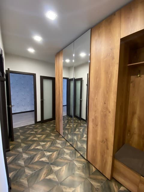 2 комн., 58 м², Инд. планировка, Дом быта 2