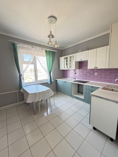 2 комн., 44 м², Монолитно-каркасный, Рынок Столичный 5