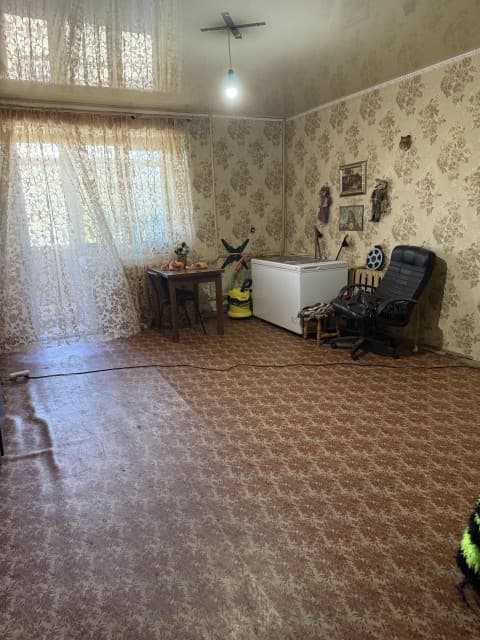 4 комн., 94 м², Инд. планировка, Центр - район пл. Орджоникидзе 10