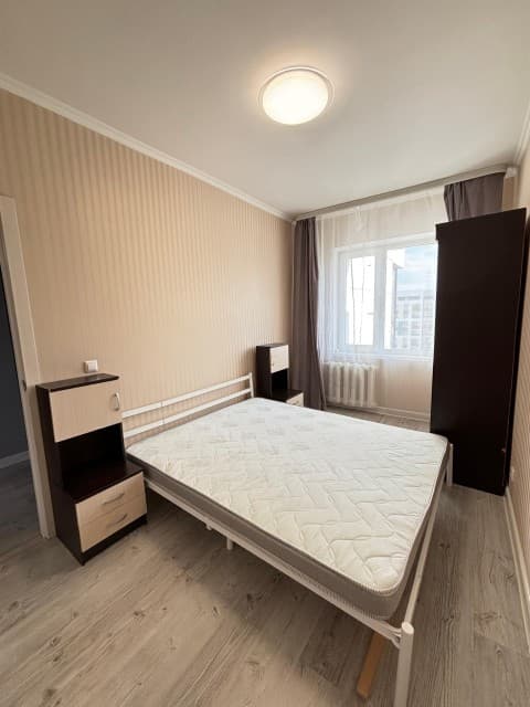 2 комн., 44 м², Монолитно-каркасный, Рынок Столичный 8